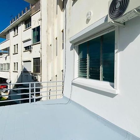 Le Sunshine - Au Coeur Du Centre Ville De Pointe- A- Pitre - Proche De Tout Avec Sa Grande Terrasse Ensoleillee Exterior foto